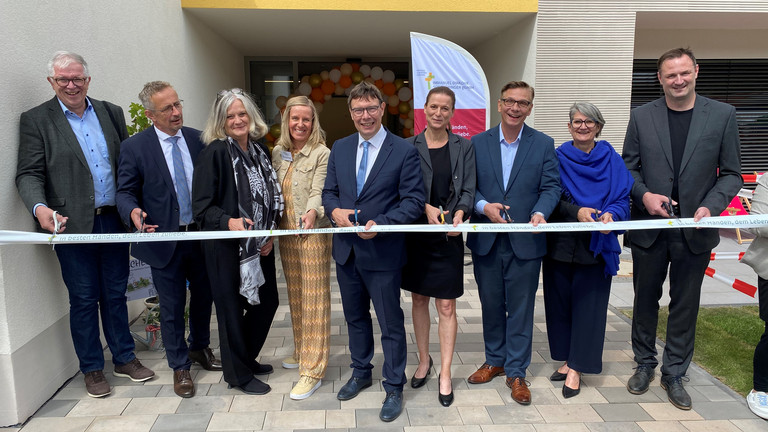 Feierliche Eröffnung des heilpädagogischen Förderbereichs Feierliche Eröffnung des heilpädagogischen Förderbereichs